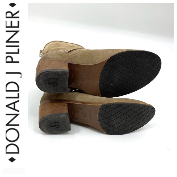 💕SALE💕 Donald J Pliner Taupe Suede Buckle Boots - Picture 6 of 8